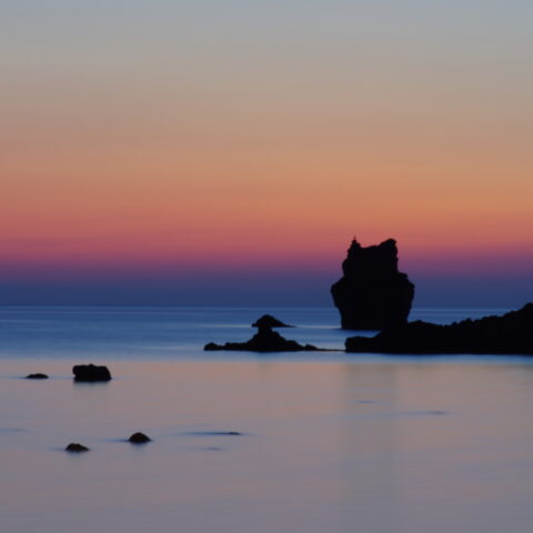 Gallery, il mare, sabbie nere